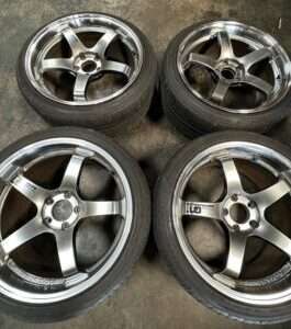 ADVAN RACING GT WHEELS STAGGERED SET